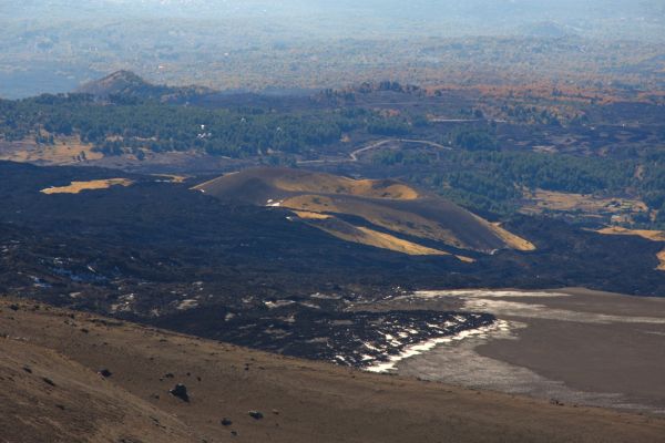 guida-trekking-etna-34E3FE4EF-E36D-097E-1E6E-4C64057A45B6.jpg