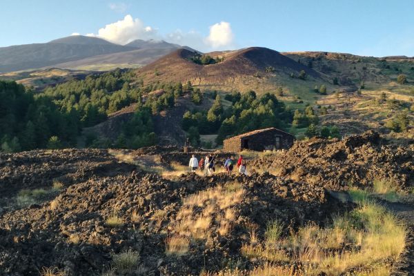 vulcano-etna-escursioneE84AB425-16FD-73C7-95CF-4F8B44C4C458.jpg