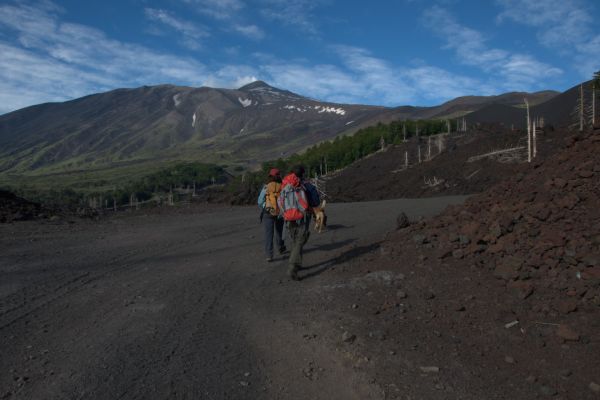 escursioni-crateri-etna-vulcano8DC7F332-0B84-B67A-DDF0-E2FB384CAC0F.jpg